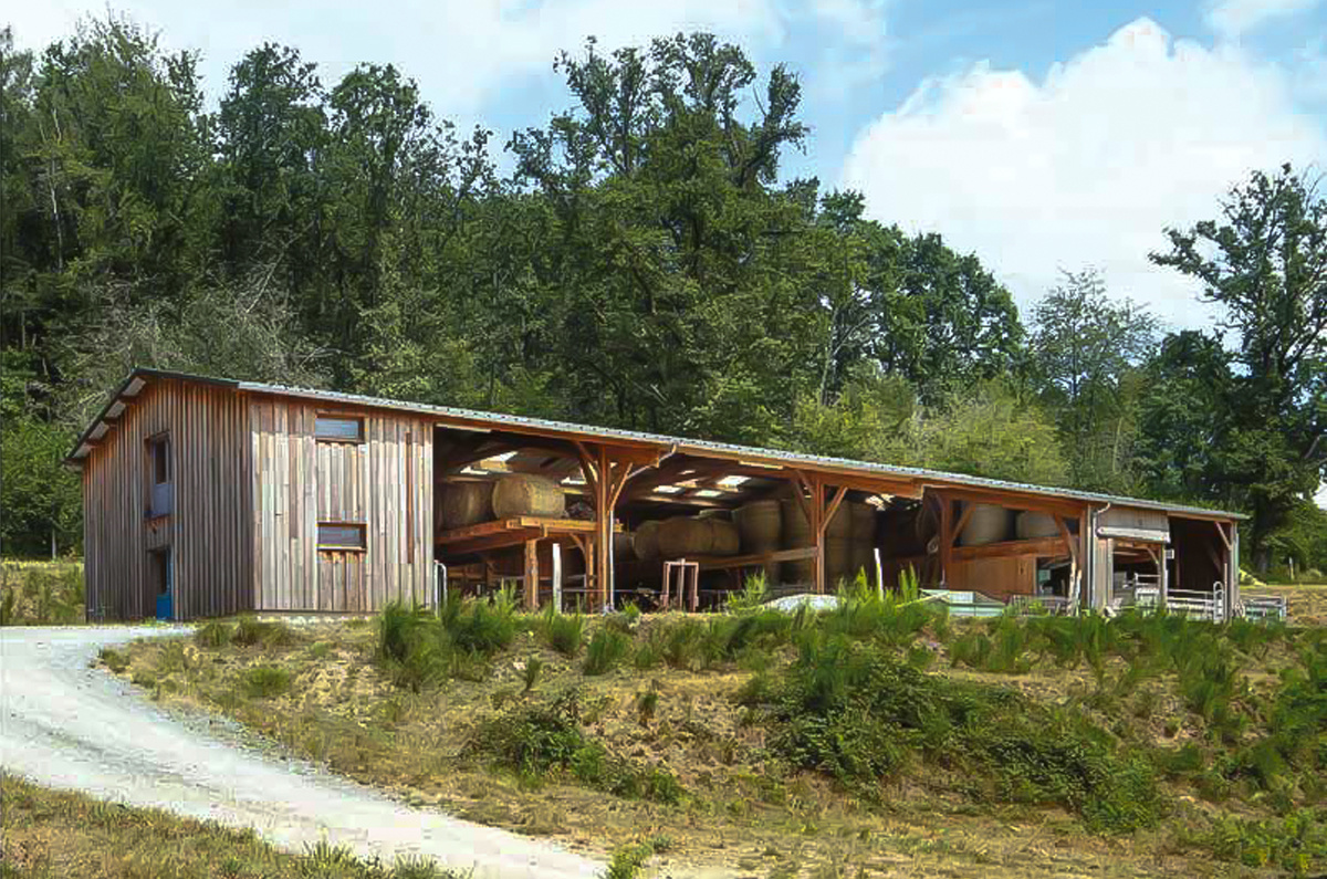 À Vidaillat dans la Creuse, un bâtiment polyvalent pour un GAEC aux multiples activités