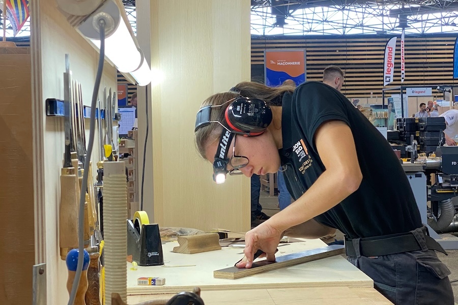 La filière forêt-bois, génératrice d’emploi d’avenir, offre des professions de passion, modernes et attractives