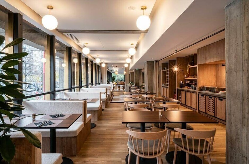 Inspirations : quand le mobilier en bois des fabricants français sublime les plus beaux hôtels et restaurants