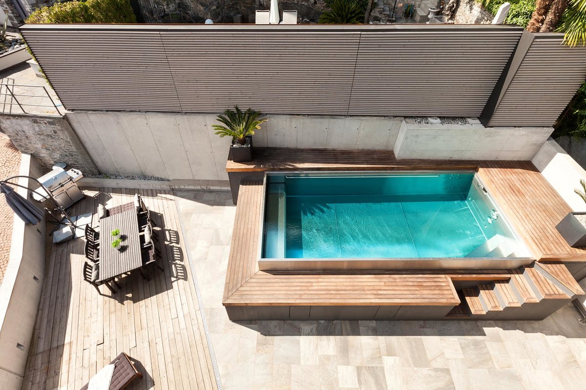 Habillage en bois d'une piscine hors sol et réalisation d'une terrasse à  Crest 26 - OSEBOIS
