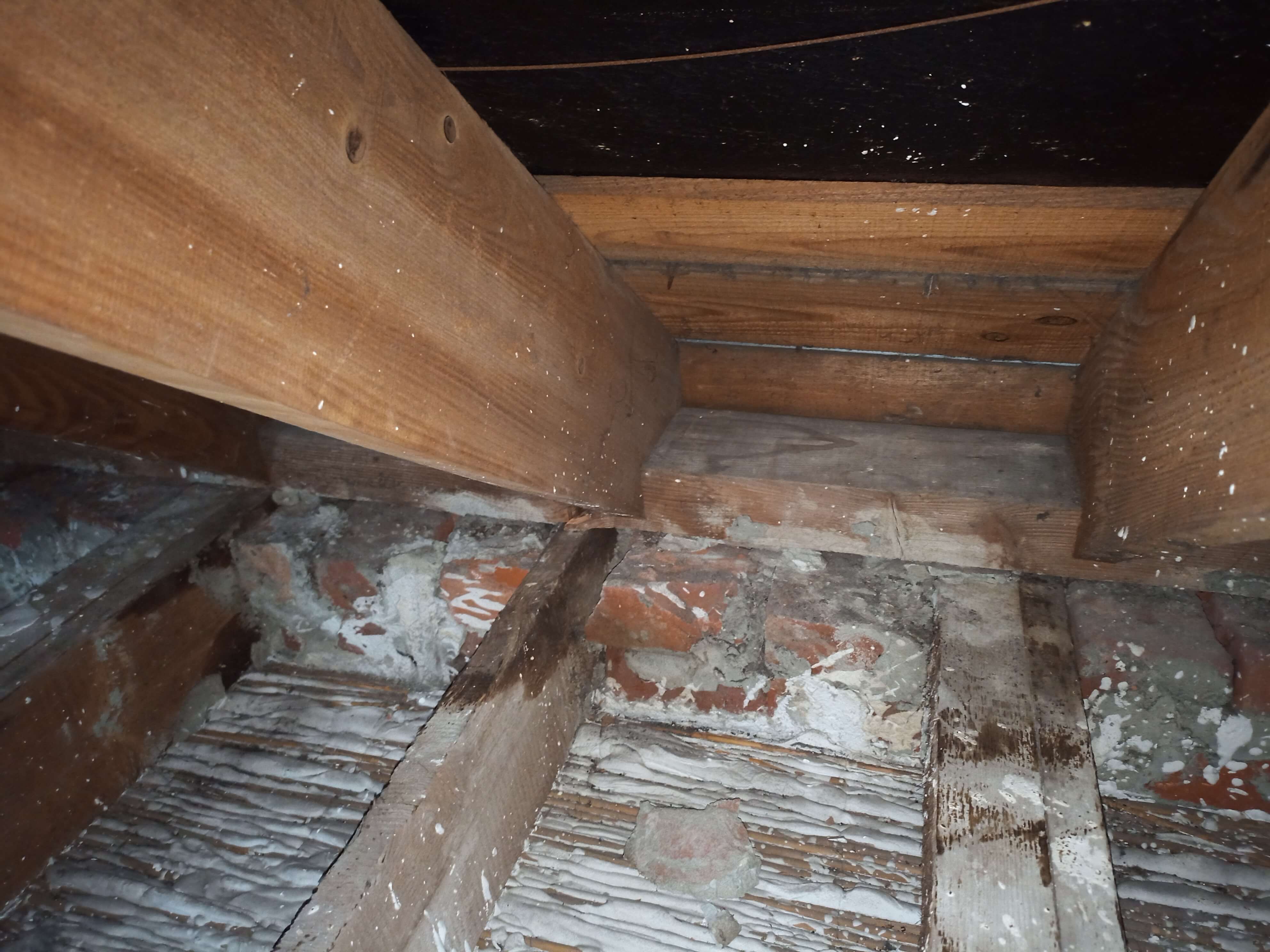 Renforcement solives pour plafond et aménagement de grenier