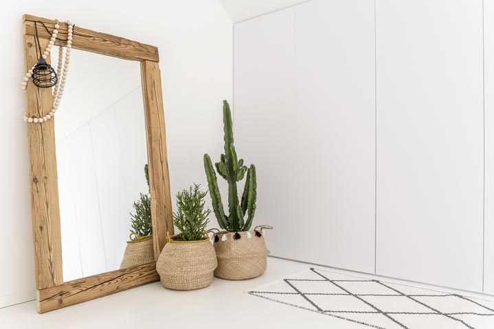 Miroir en bois brut