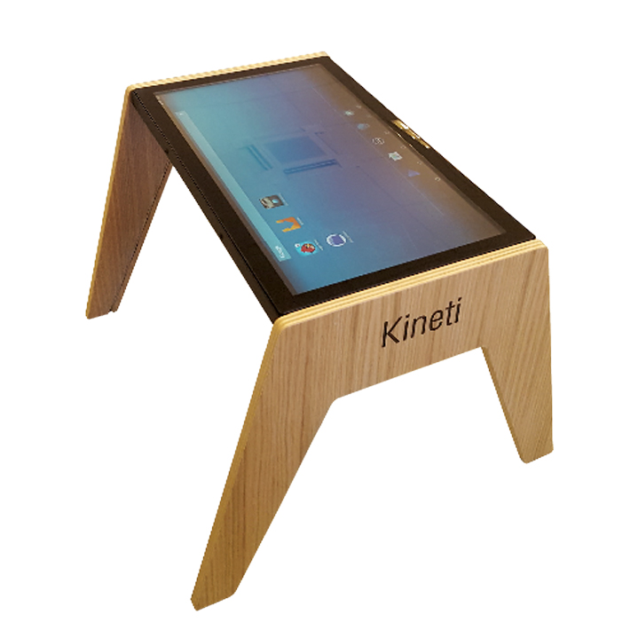 Table basse connectée en bois Kineti