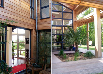 Vue du patio et de l'entrée